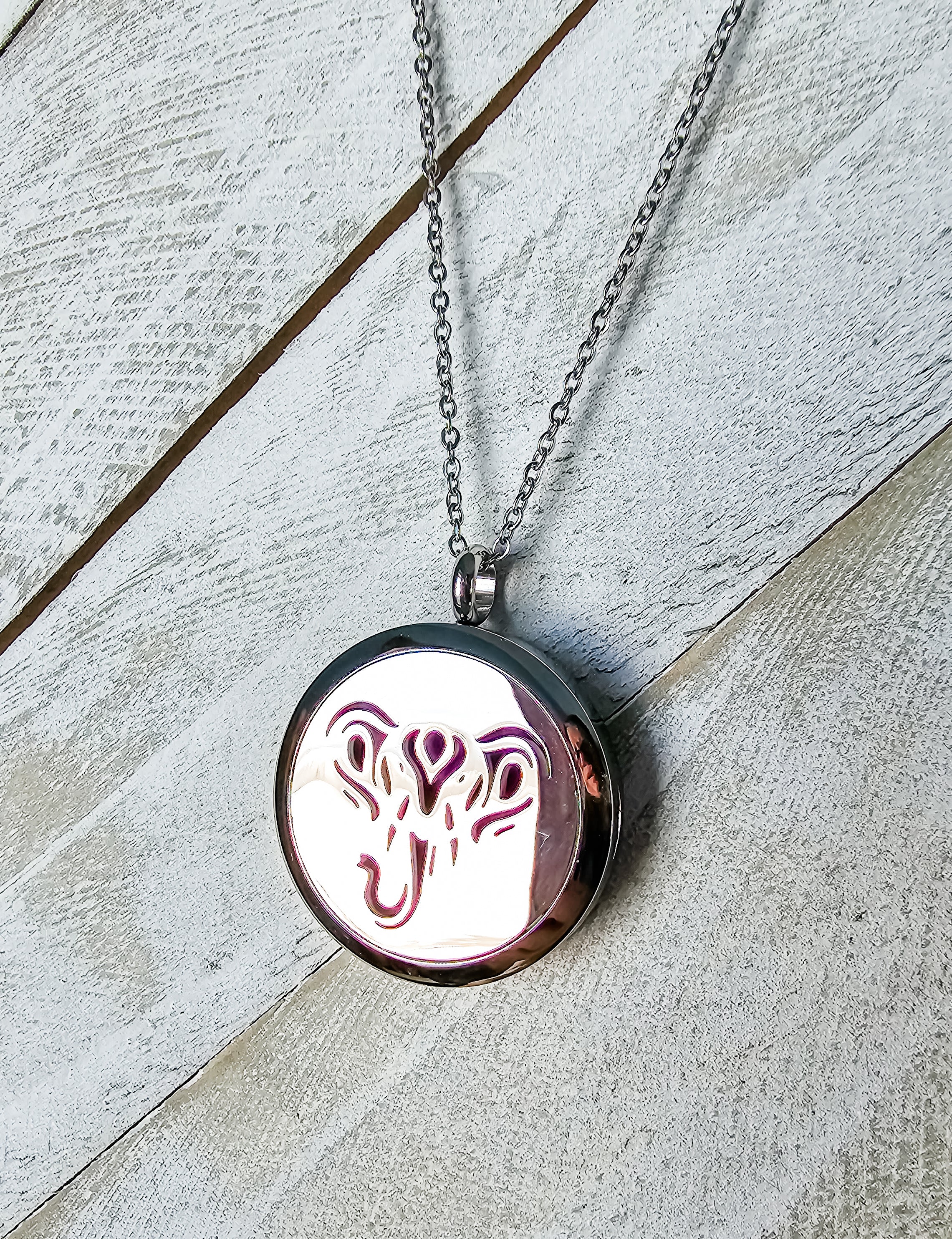 Elephant diffuser aromatherapy necklace, stainless steel