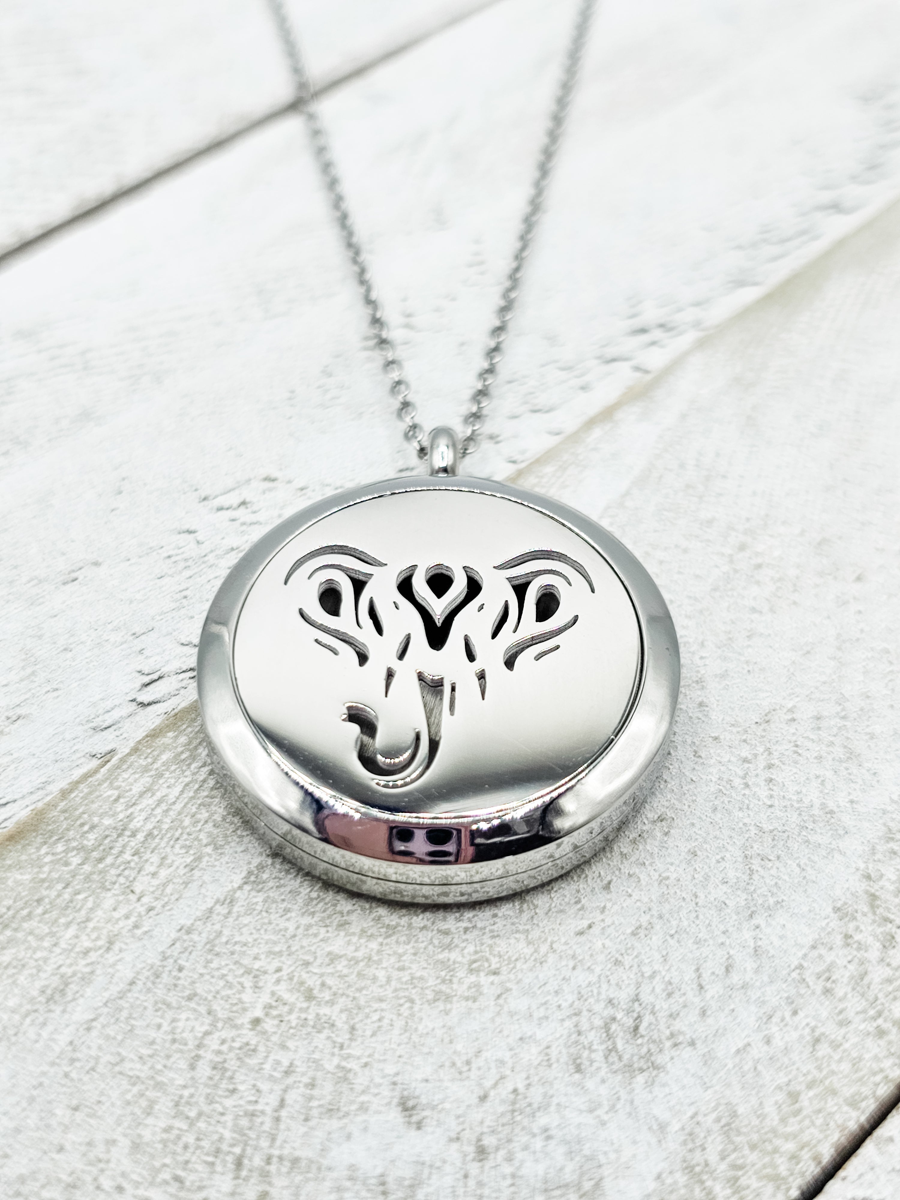 Elephant diffuser aromatherapy necklace, stainless steel