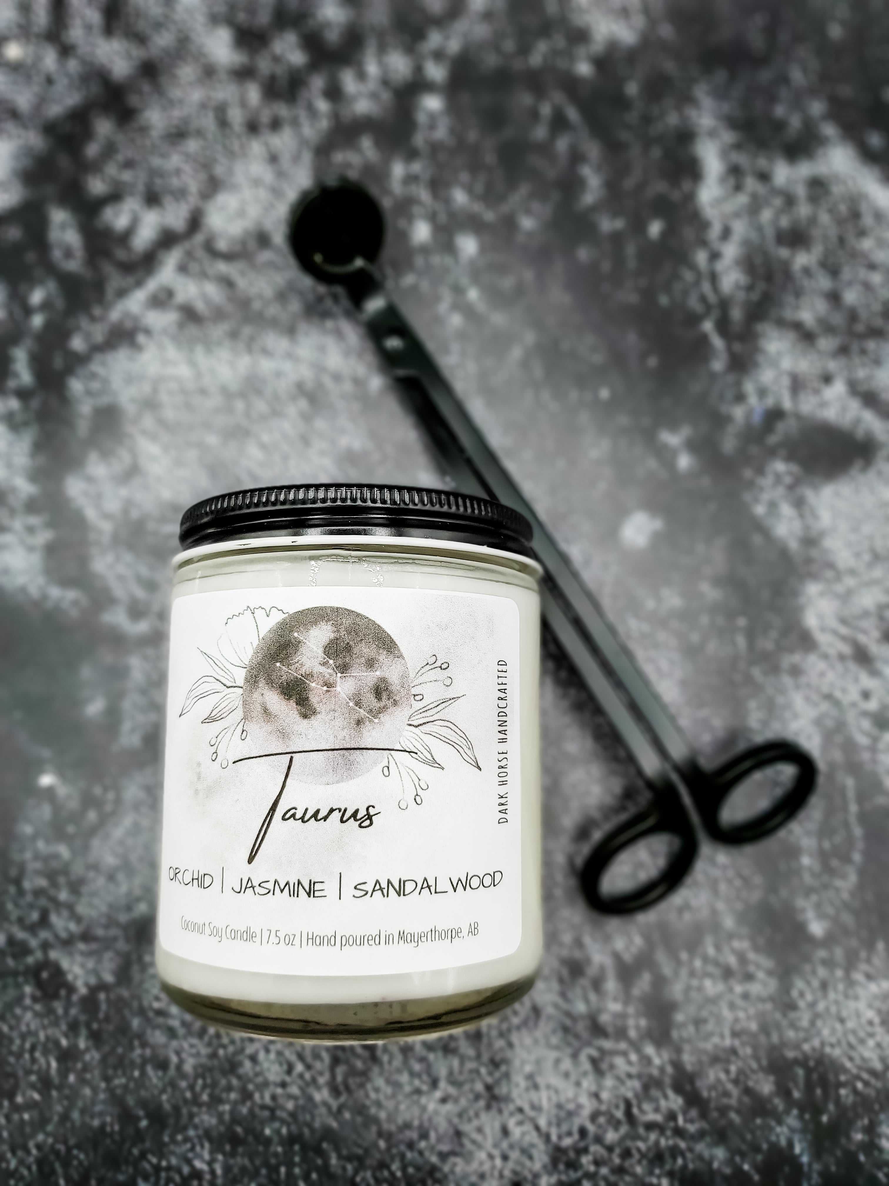 Taurus astrological candle with wood wick