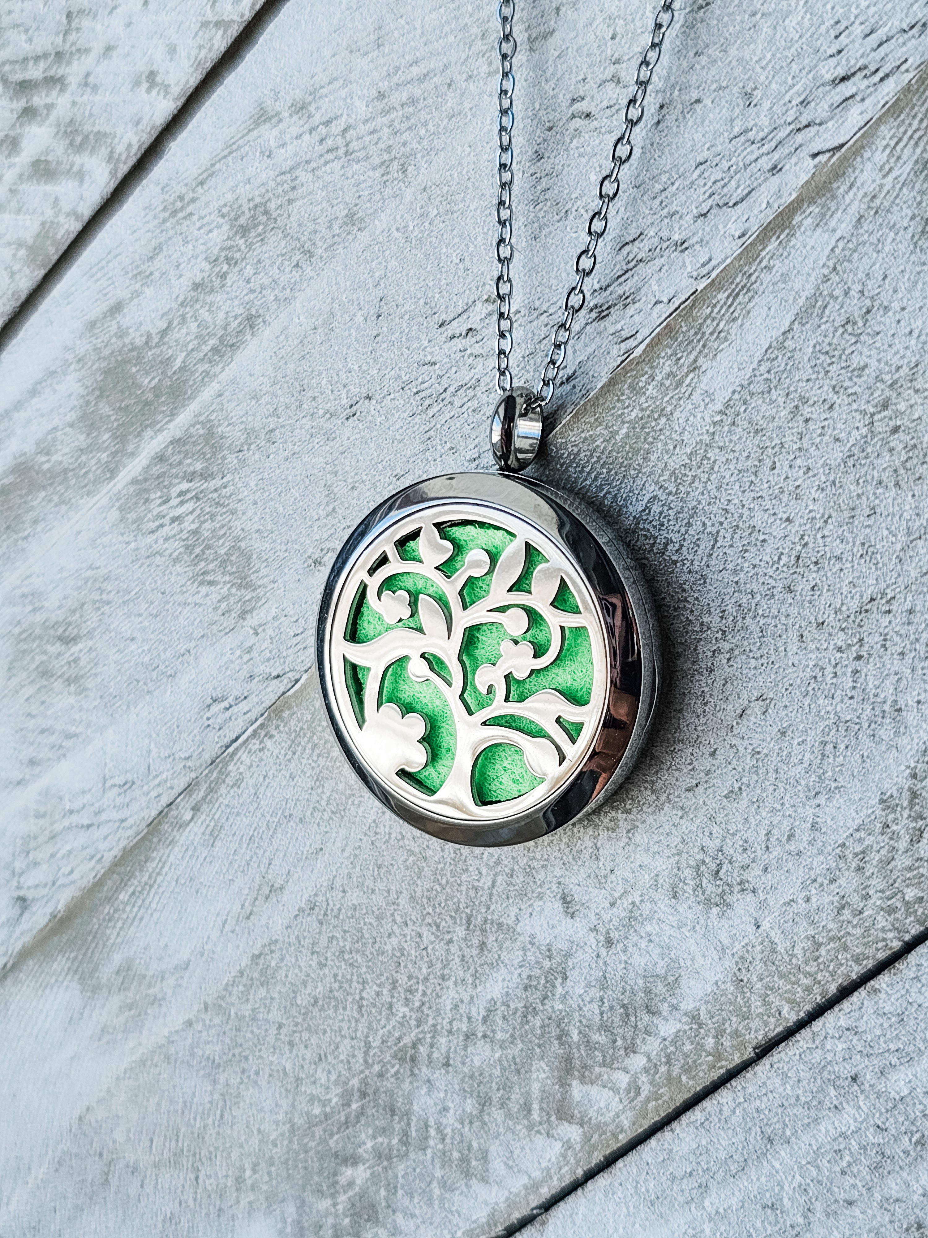 Aromatherapy - TREE OF LIFE, Diffuser Pendant Necklace
